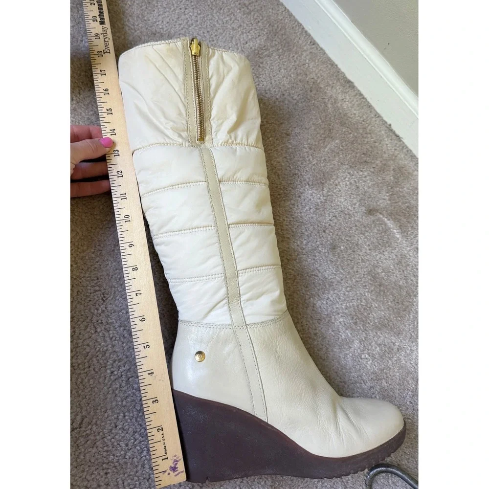 UGG Australia Wedge Boots Foldover Quilted Leather Sheepskin Cream Womens‎ 9